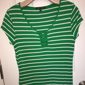 Small green & white knit top cable & gauge stripes